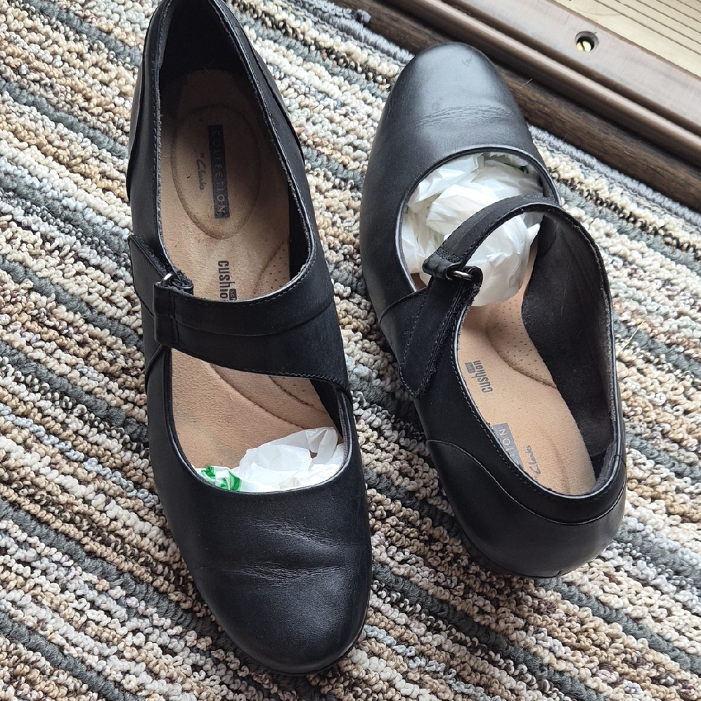 Clark Black 10W Women's Shoes